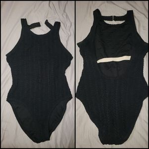 Bathingsuit/ Swimwear